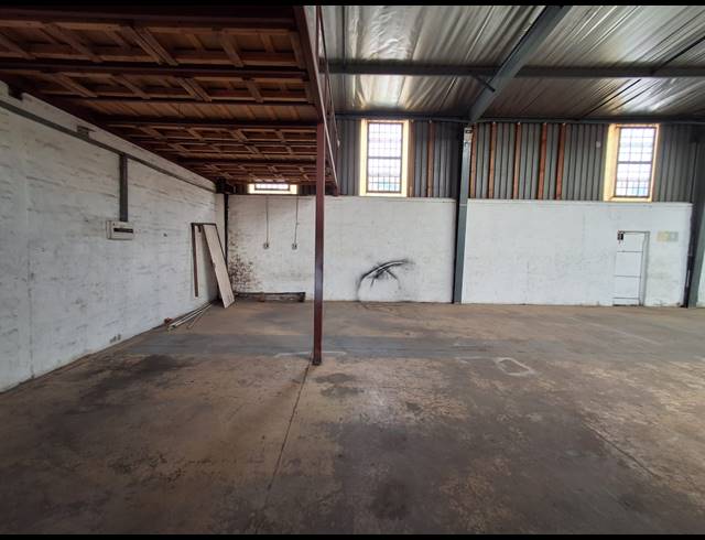 477M² WAREHOUSE TO LET IN DENVER